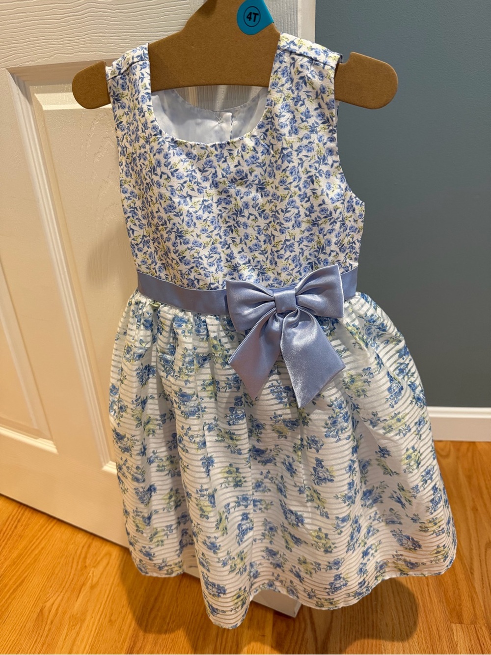 Jona Michelle White and Light Blue Floral Satin Bow Party Dress